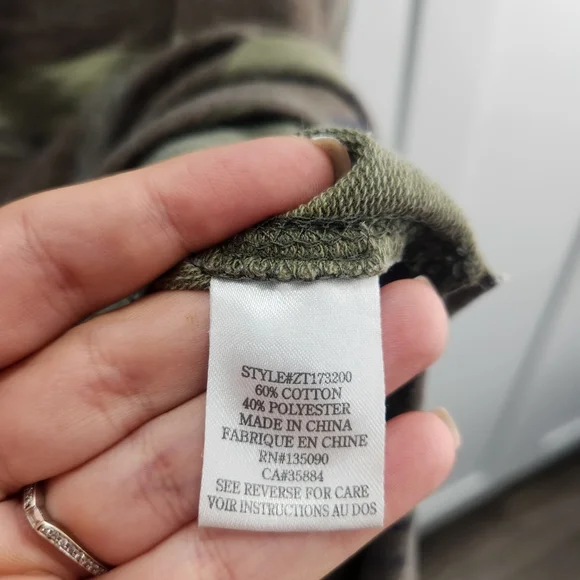 Z Supply Camo Print The Weekender Pullover XS - Picture 9 of 12